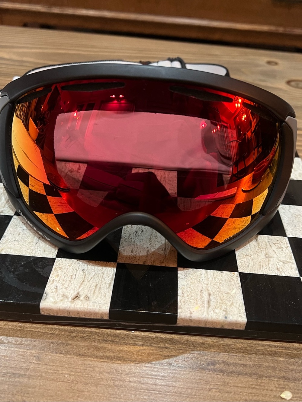 Oakley Red Mirrored Ski/Snowboard Goggles